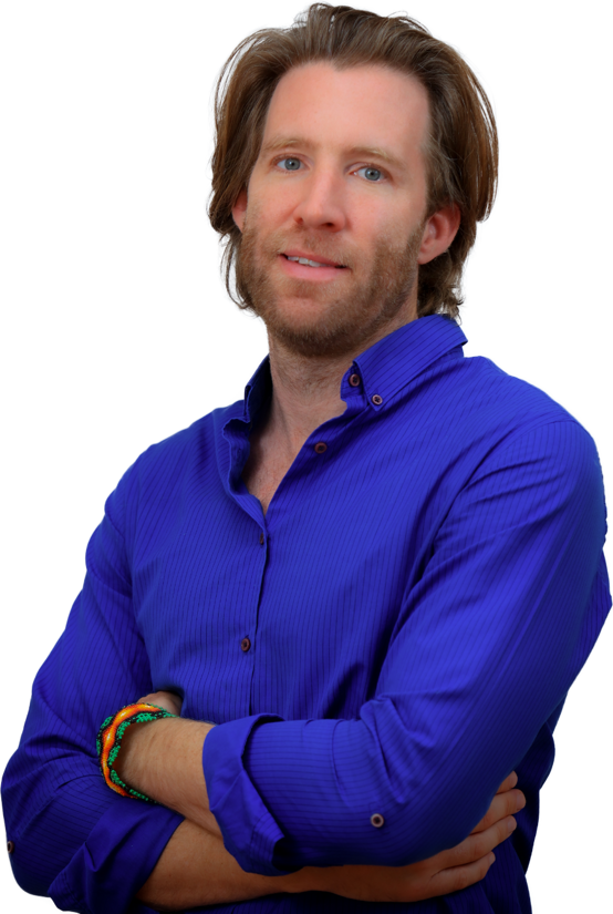 Vincenzo Villamena, CPA, founder and CEO of Online Taxman, smiling at the camera with his arms crossed.