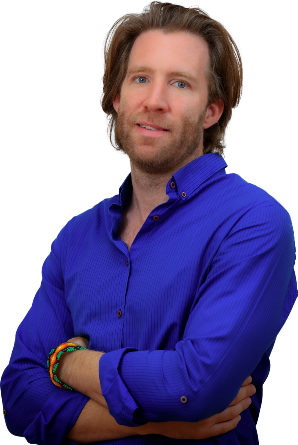 Vincenzo Villamena, CPA, founder and CEO of Online Taxman, smiling at the camera with his arms crossed.